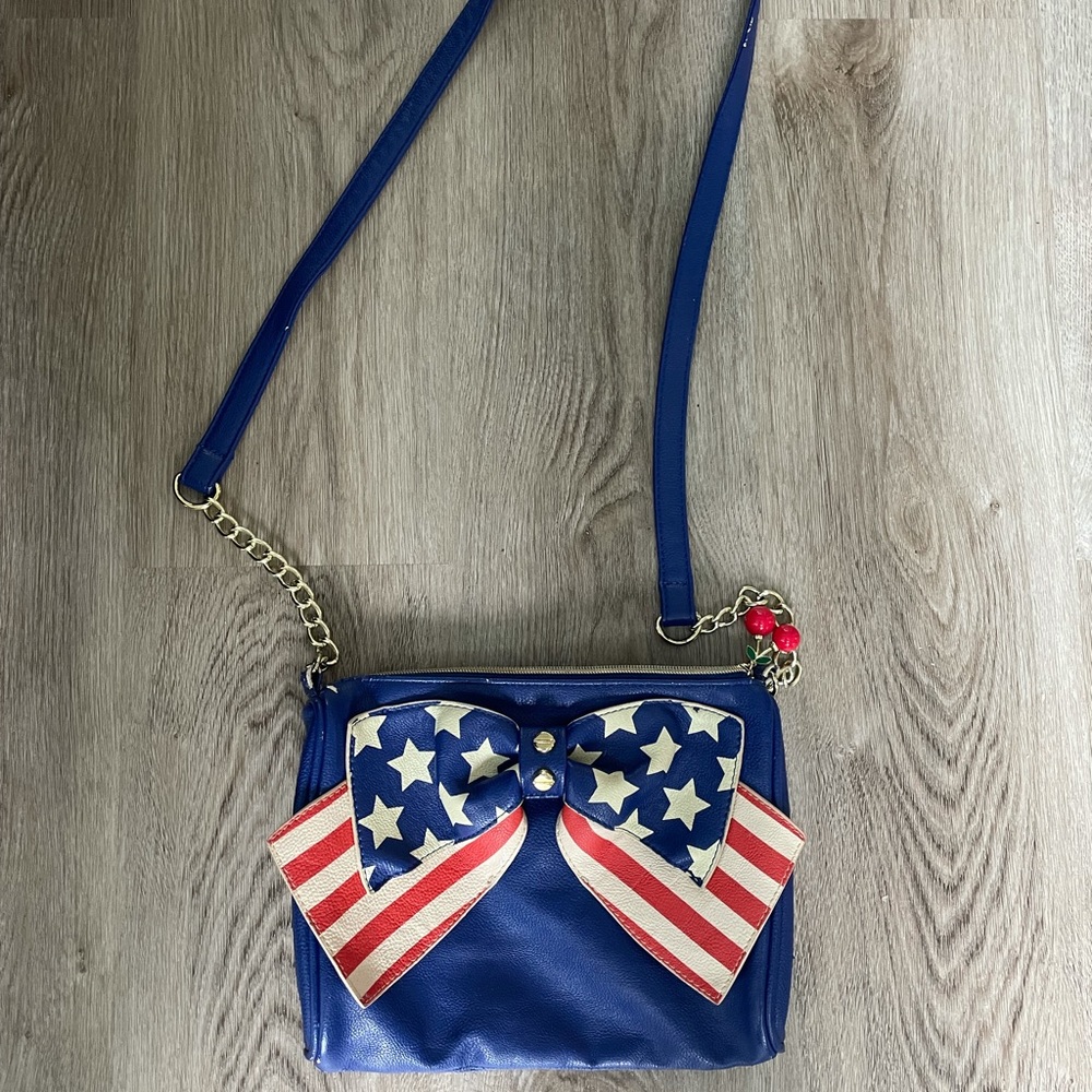 Betsey Johnson American Bow Crossbody